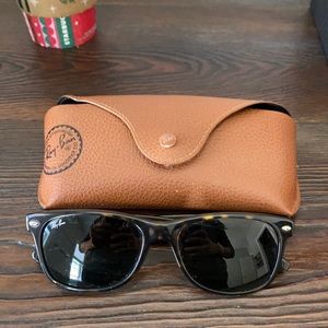 Tortoise Shell Ray Ban Wayfarer